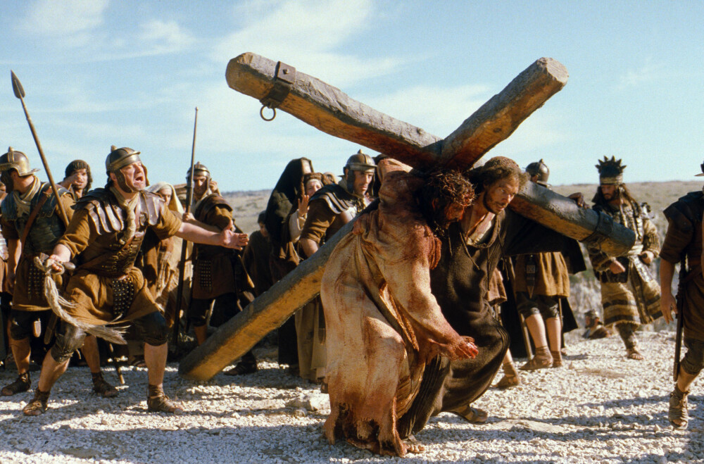 PÅSKEN handler kort og godt om å feire den kristne historien om at Jesus ble korsfestet og sto opp igjen. PÅSKEN handler kort og godt om å feire den kristne historien om at Jesus ble korsfestet og sto opp igjen.