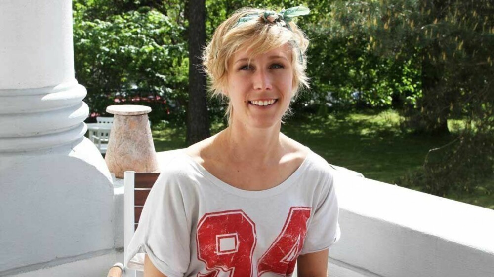 - Det er viktig å snakke om følelser med barn og unge. Det er dessverre fortsatt tabu, sier Mathilde Espeseth til Side2. - Det er viktig å snakke om følelser med barn og unge. Det er dessverre fortsatt tabu, sier Mathilde Espeseth til Side2.