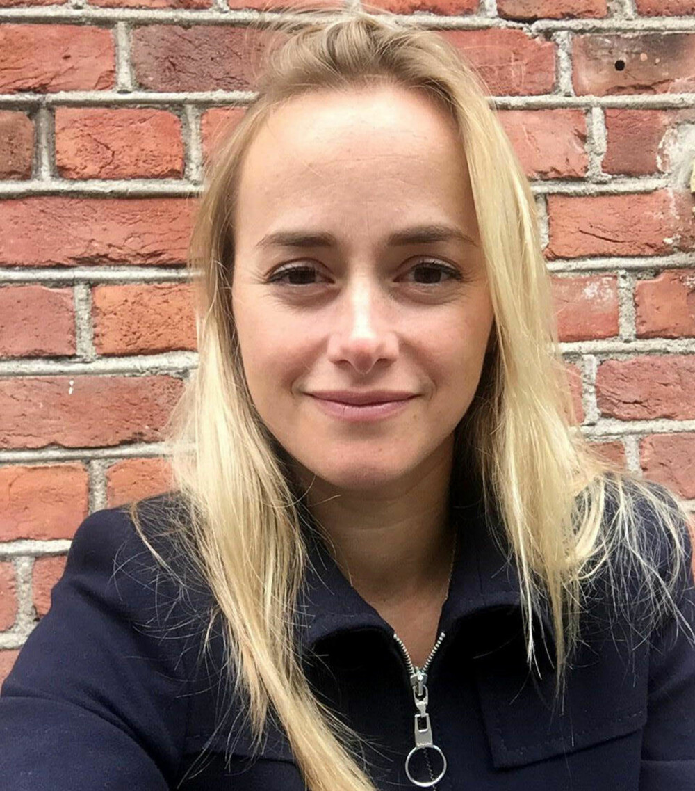 Tale Maria Krohn Engvik har Snapchat-profilen Helsesista, hvor hun gir råd til barn og unge. Hun opplever at de unge har lettere for å åpne seg på Snapchat enn ellers. Tale Maria Krohn Engvik har Snapchat-profilen Helsesista, hvor hun gir råd til barn og unge. Hun opplever at de unge har lettere for å åpne seg på Snapchat enn ellers.