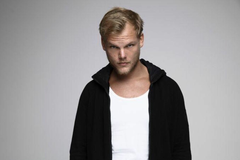 Tim Bergling, bedre kjent som Avicii, er aktuell med ny musikk. Tim Bergling, bedre kjent som Avicii, er aktuell med ny musikk.