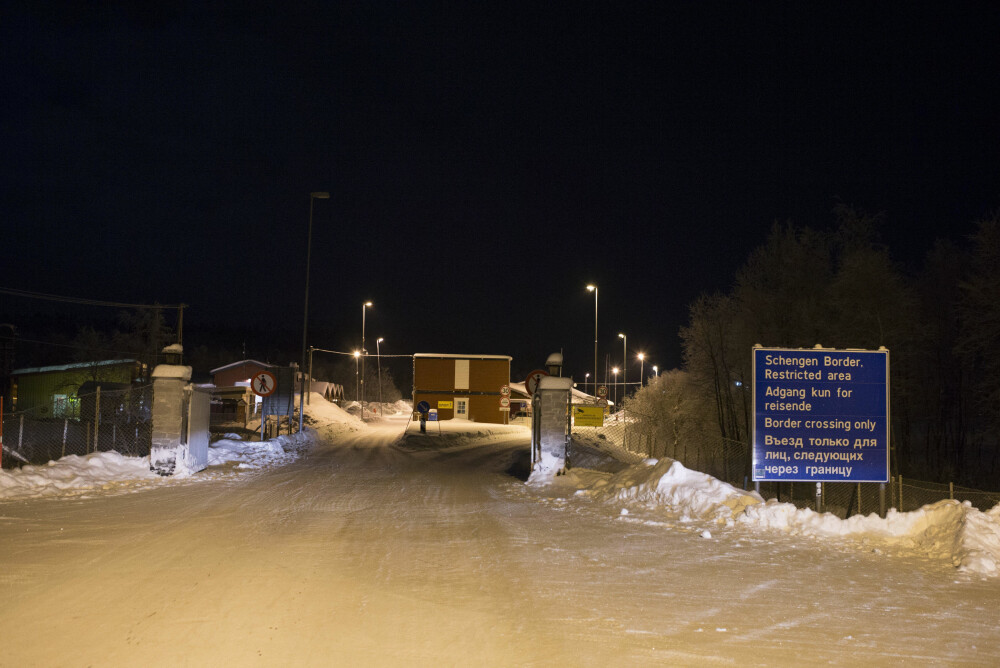 En 14 år gammel, gravid syrisk jente fikk mye oppmerksomhet da hun i desember 2015 reiste over grensen på Storskog og søkte asyl i Norge med sin ni år eldre mann og 18 måneder gamle sønn. En 14 år gammel, gravid syrisk jente fikk mye oppmerksomhet da hun i desember 2015 reiste over grensen på Storskog og søkte asyl i Norge med sin ni år eldre mann og 18 måneder gamle sønn.