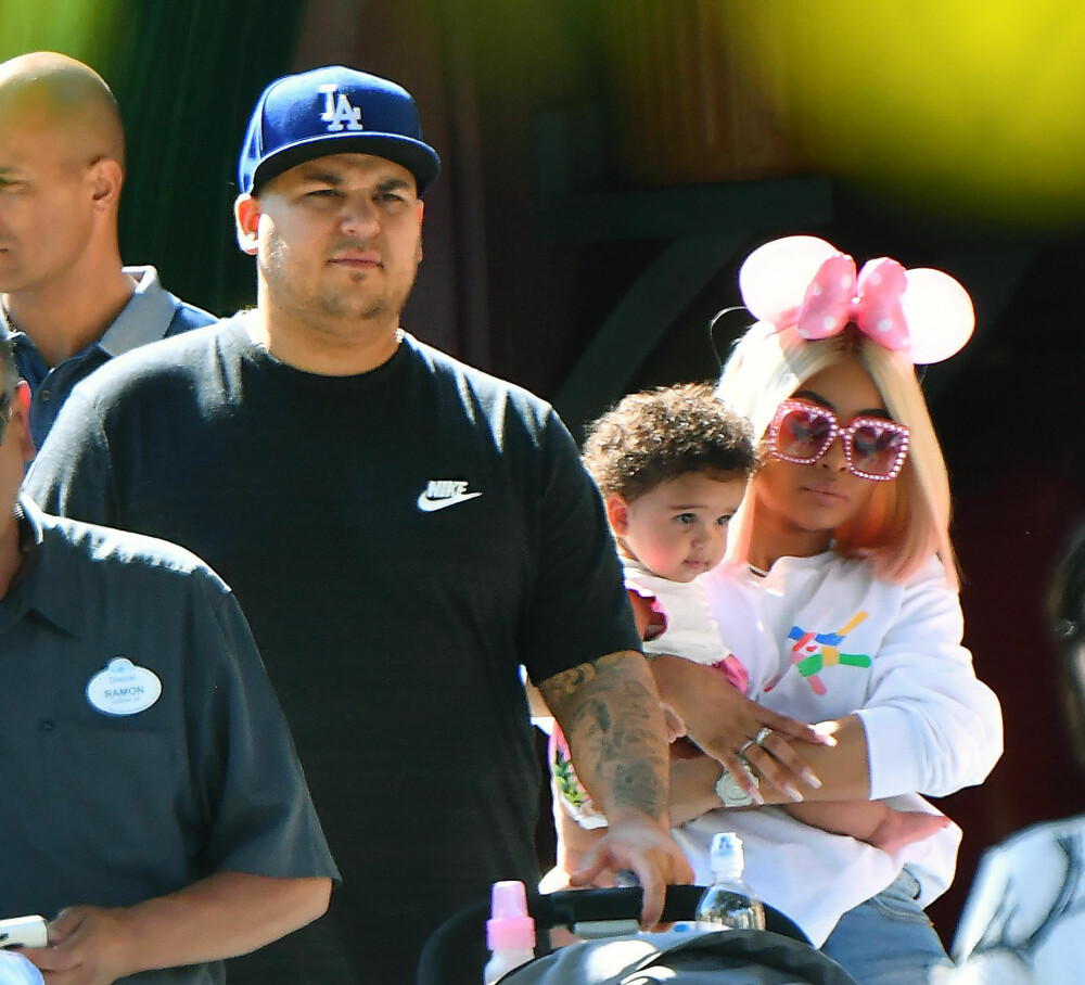Rob Kardashian feirer farsdagen sammen med Blac Chyna og datteren Dream i fjor. Rob Kardashian feirer farsdagen sammen med Blac Chyna og datteren Dream i fjor.