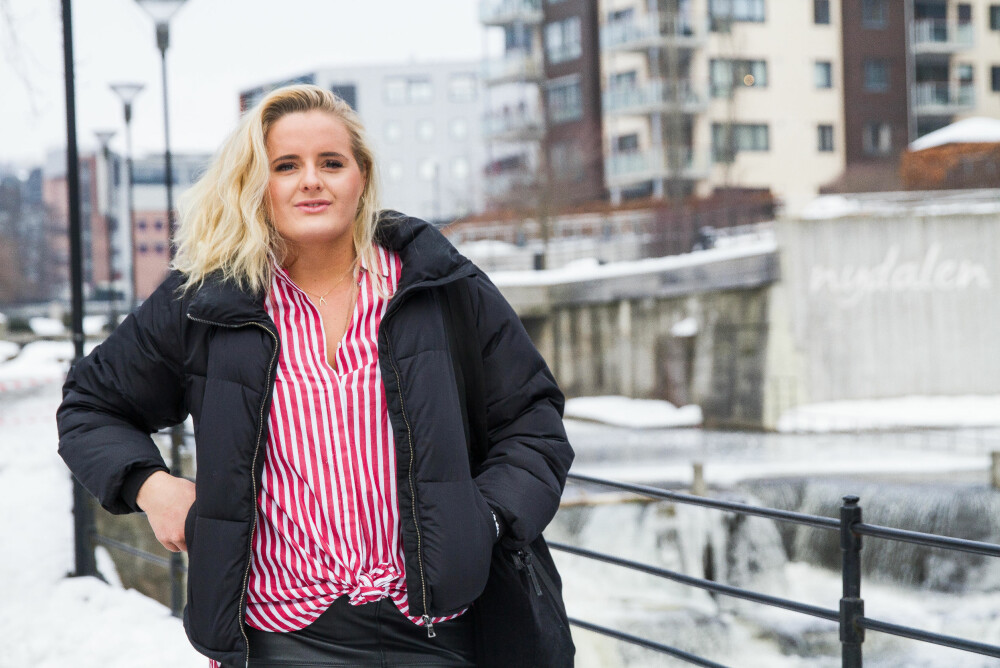 Blogger Martine Halvorsen har på kort tid blitt en av Norges største bloggere og har samtidig fått kjenne på hvordan det er å bli hatet. Blogger Martine Halvorsen har på kort tid blitt en av Norges største bloggere og har samtidig fått kjenne på hvordan det er å bli hatet.