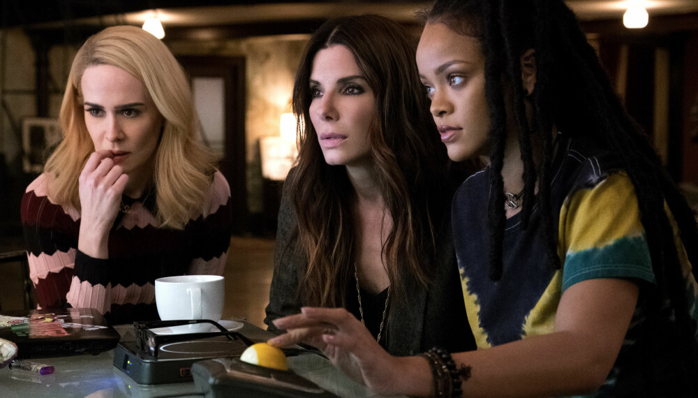 Sarah Paulson, Sandra Bullock og Rihanna i Oceans 8. Sarah Paulson, Sandra Bullock og Rihanna i Oceans 8.