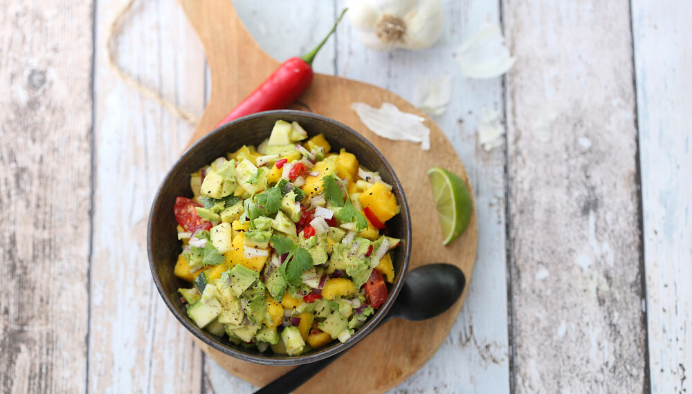 Avokado- og mangosalsa. Avokado- og mangosalsa.