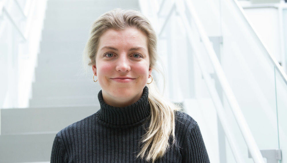 Stine Solli, sykepleier ved Sex og Samfunn, forteller at mange blir bekymrede når de får påvist herpesviruset, fordi de er usikker på hvordan det blir å leve med det. - For de fleste er det slik at man ikke blir rammet mer enn et par ganger iløpet av livet, sier hun. Stine Solli, sykepleier ved Sex og Samfunn, forteller at mange blir bekymrede når de får påvist herpesviruset, fordi de er usikker på hvordan det blir å leve med det. - For de fleste er det slik at man ikke blir rammet mer enn et par ganger iløpet av livet, sier hun.