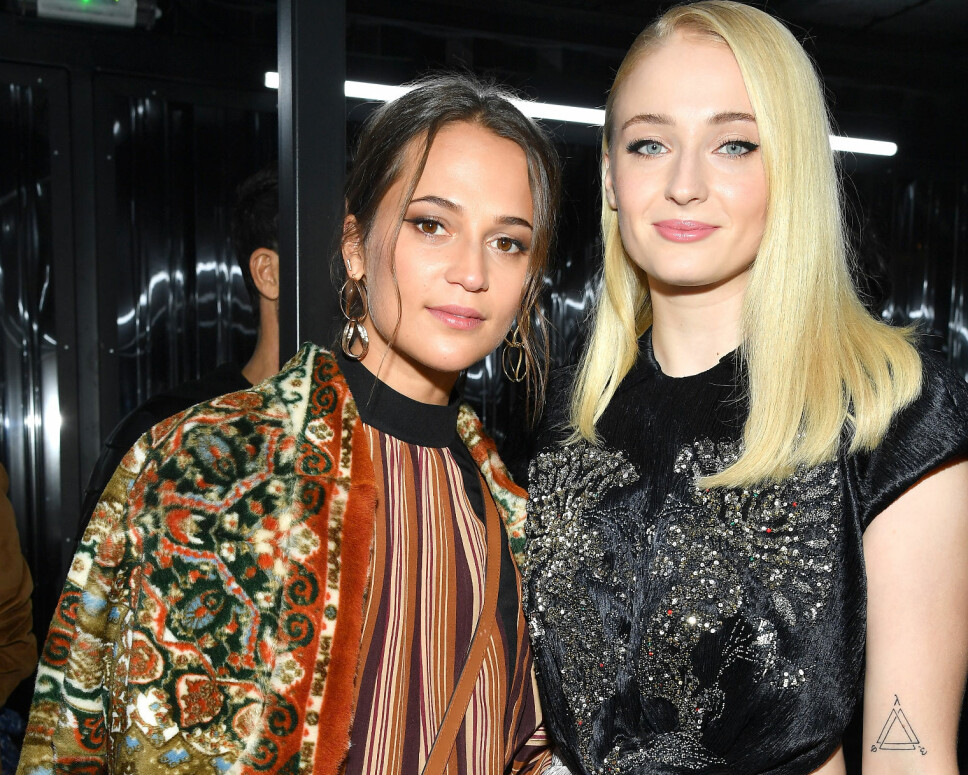 Alicia Vikander og Sophie Turner Alicia Vikander og Sophie Turner