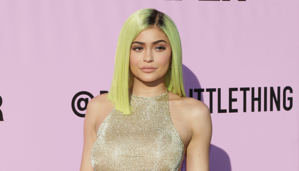 REGISTRERTE NYTT VAREMERKE: Kylie Jenner har registrert varemerket «Kylie Skin by Kylie Jenner» hos det amerikanske varemerkeregisteret. REGISTRERTE NYTT VAREMERKE: Kylie Jenner har registrert varemerket «Kylie Skin by Kylie Jenner» hos det amerikanske varemerkeregisteret.