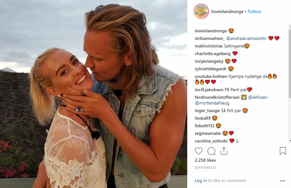 FORELSKET: Andrea Sveinsdottir og Morten Dalhaug fra Love Island innrømmer at de er forelsket, men vil samtidig ikke kalle seg kjærester helt ennå. FORELSKET: Andrea Sveinsdottir og Morten Dalhaug fra Love Island innrømmer at de er forelsket, men vil samtidig ikke kalle seg kjærester helt ennå.