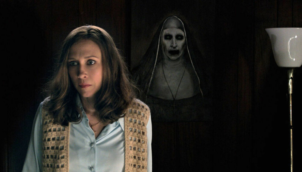 HALLOWEEN-GRØSS: Vera Farmiga i rollen som den klarsynte, paranormale etterforskeren Lorraine Warren i The Conjuring 2. HALLOWEEN-GRØSS: Vera Farmiga i rollen som den klarsynte, paranormale etterforskeren Lorraine Warren i The Conjuring 2.