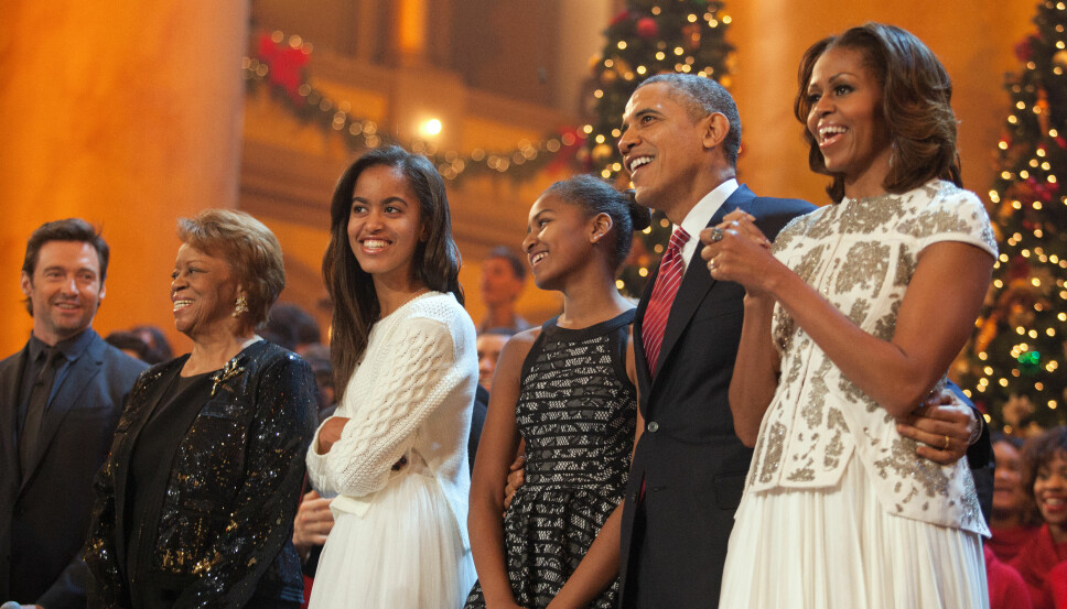 HELE FAMILIEN: Barack Obama og Michelle Obama, sammen med døtrene Malia (t.v.) og Sasha Obama i 2013. Etter flere års forsøk og en spontanabort, valgte Michelle og Barack Obama å forsøke prøverørsbehandling. Begge parets døtre er unnfanget ved assistert befruktning. HELE FAMILIEN: Barack Obama og Michelle Obama, sammen med døtrene Malia (t.v.) og Sasha Obama i 2013. Etter flere års forsøk og en spontanabort, valgte Michelle og Barack Obama å forsøke prøverørsbehandling. Begge parets døtre er unnfanget ved assistert befruktning.