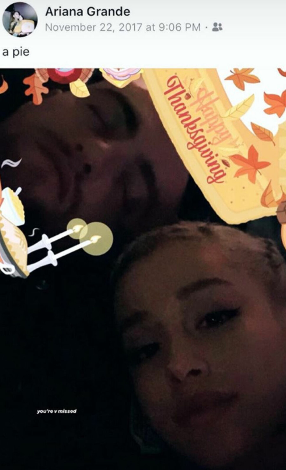 TILBRAKTE THANKGSGIVING SAMMEN: Avdøde MacMiller og Ariana Grande tilbrakte fjorårets thanksgiving-feiring sammen. Ariana delte denne oppdateringen på Instagram story, ett år senere. TILBRAKTE THANKGSGIVING SAMMEN: Avdøde MacMiller og Ariana Grande tilbrakte fjorårets thanksgiving-feiring sammen. Ariana delte denne oppdateringen på Instagram story, ett år senere.
