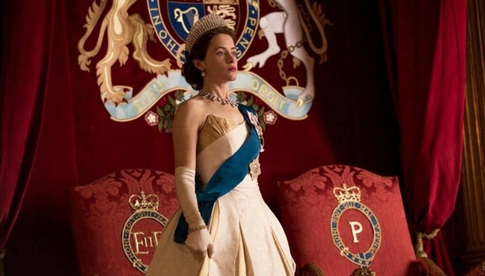 DRONNING: Claire Foy i rollen som dronning Elizabeth i andre sesong av «The Crown». DRONNING: Claire Foy i rollen som dronning Elizabeth i andre sesong av «The Crown».