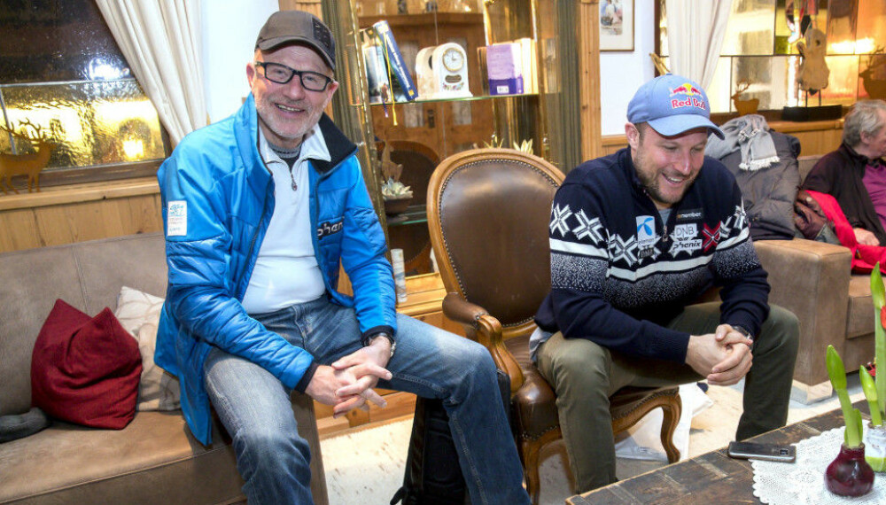 NY KARRIERE: Aksel jobber tett sammen med pappa Bjørn Svindal. I fjor lanserte 36-åringen også sin helt egen kleskolleksjon – som kan resirkuleres. NY KARRIERE: Aksel jobber tett sammen med pappa Bjørn Svindal. I fjor lanserte 36-åringen også sin helt egen kleskolleksjon – som kan resirkuleres.