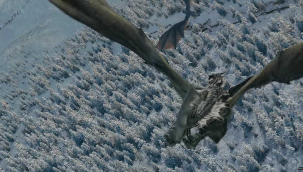 BARE TO IGJEN: Daenerys' drage Viserion ble drept og omgjort til en isdrage av The NIght King i sesong sju. Dermed er det bare to levende igjen. BARE TO IGJEN: Daenerys' drage Viserion ble drept og omgjort til en isdrage av The NIght King i sesong sju. Dermed er det bare to levende igjen.