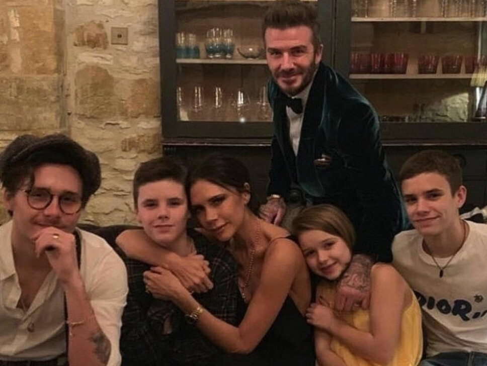 SAMMENSVEISET: Beckham-familien er en svært sammensveiset familie som stiller opp for hverandre. SAMMENSVEISET: Beckham-familien er en svært sammensveiset familie som stiller opp for hverandre.