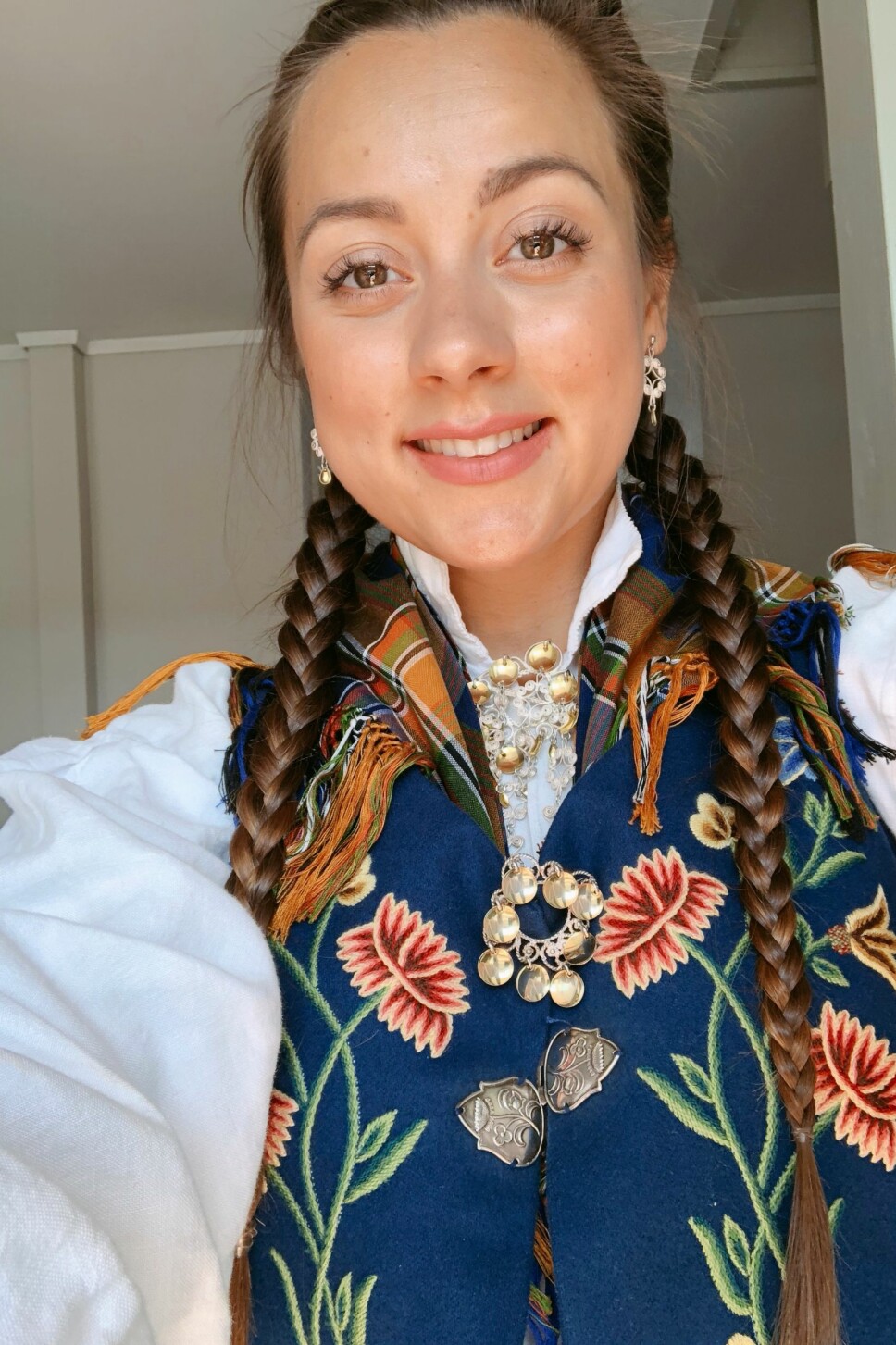 Hanna Sundquist i Nordlandsbunad. Hanna Sundquist i Nordlandsbunad.